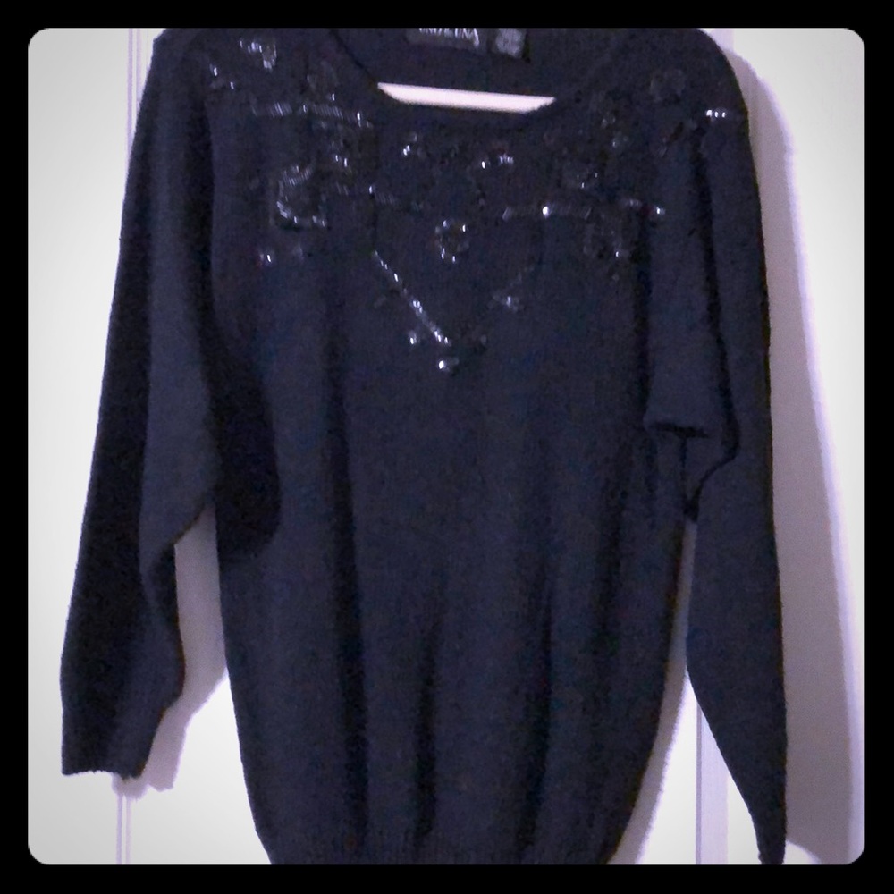 SZ S Vintage BLACK TOP AND SKIRT